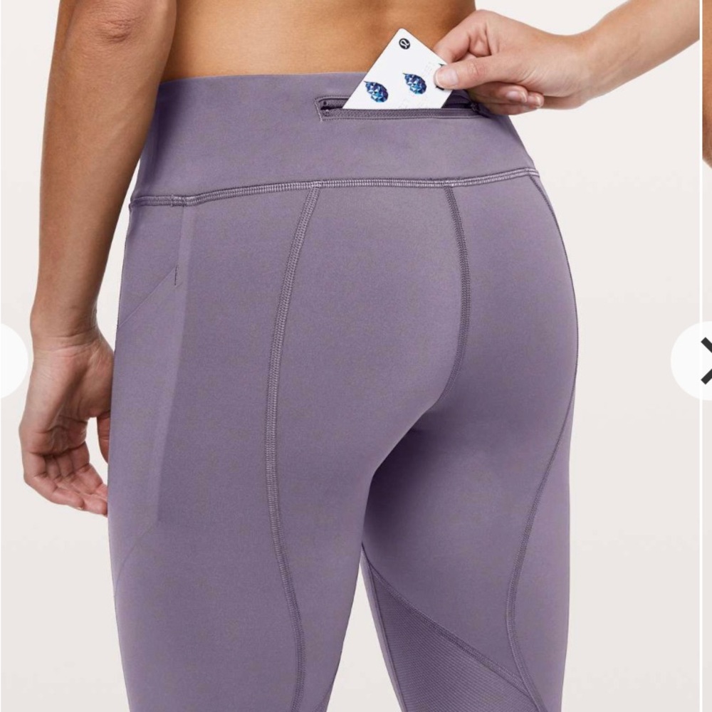 Lululemon Pace Rival Crop *22"
Graphite Purple Sz 8